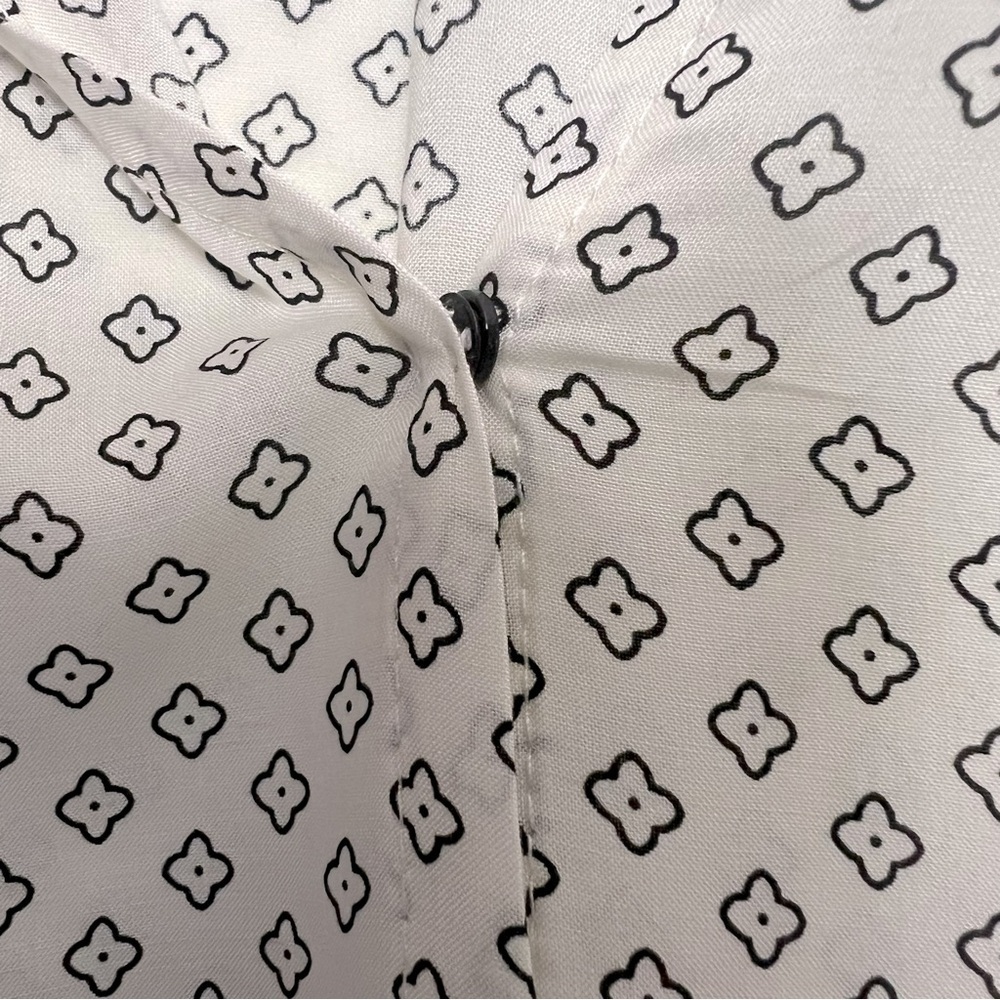 Velvet by Graham & Spencer Modern Tiny Floral Patterned Cream Blouse NEW Scandi - Picture 7 of 13